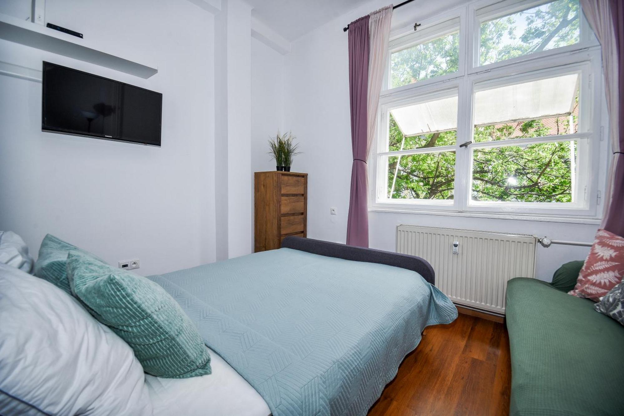 Central Urban Studio - Style Meets Comfort Bratislava Esterno foto